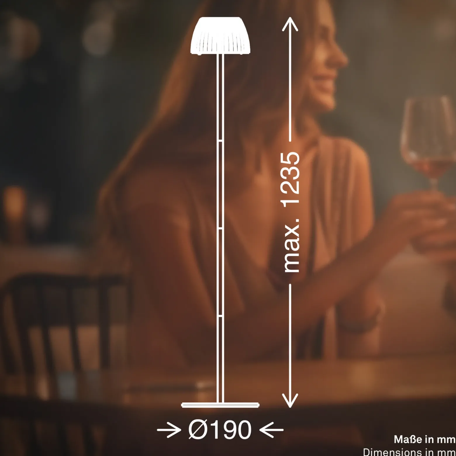 Lámpara de pie LED recargable Brilo unplugged Riffle, blanca, regulador táctil