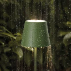 Lámpara de pie LED recargable Nuindie IP54 120 cm redonda USB-C abeto verde