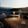 Lámpara de sobremesa recargable LED de bolsillo Nuindie, blanca, IP54, atenuable