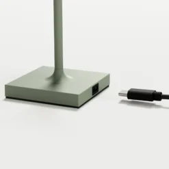 Lámpara de sobremesa recargable LED de bolsillo Nuindie, verde salvia, IP54,