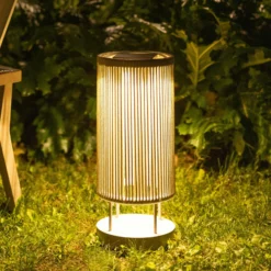 Lámpara de suelo solar LED Rop&Strip Altura 58 cm, 3.000 K, 500 lm