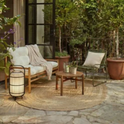 Lámpara de terraza Lucande Tayori, negra, 64 cm, IP44