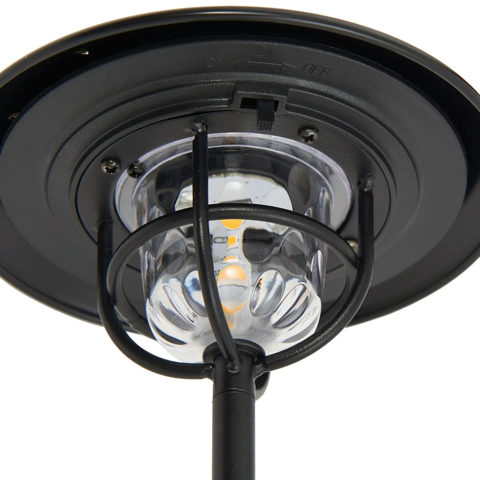 Lámpara exterior LED Lindby Ketil, negra, pica de tierra, batería