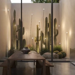 Lámpara LED con pica Karman MINUIT, altura 60 cm, negro, IP65