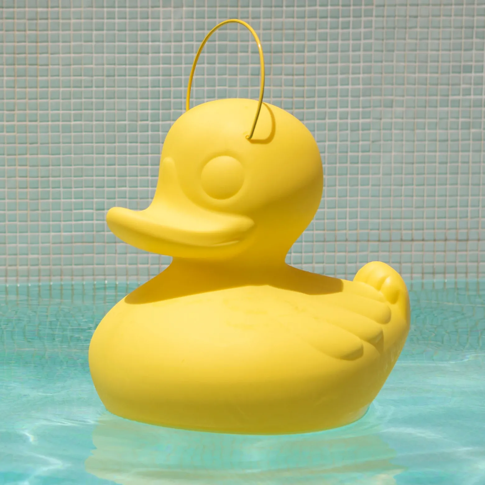 Lámpara LED de diseño DUCK-DUCK XL para exteriores en color amarillo