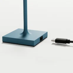 Lámpara LED de mesa con batería Nuindie pocket, azul, IP54, atenuable