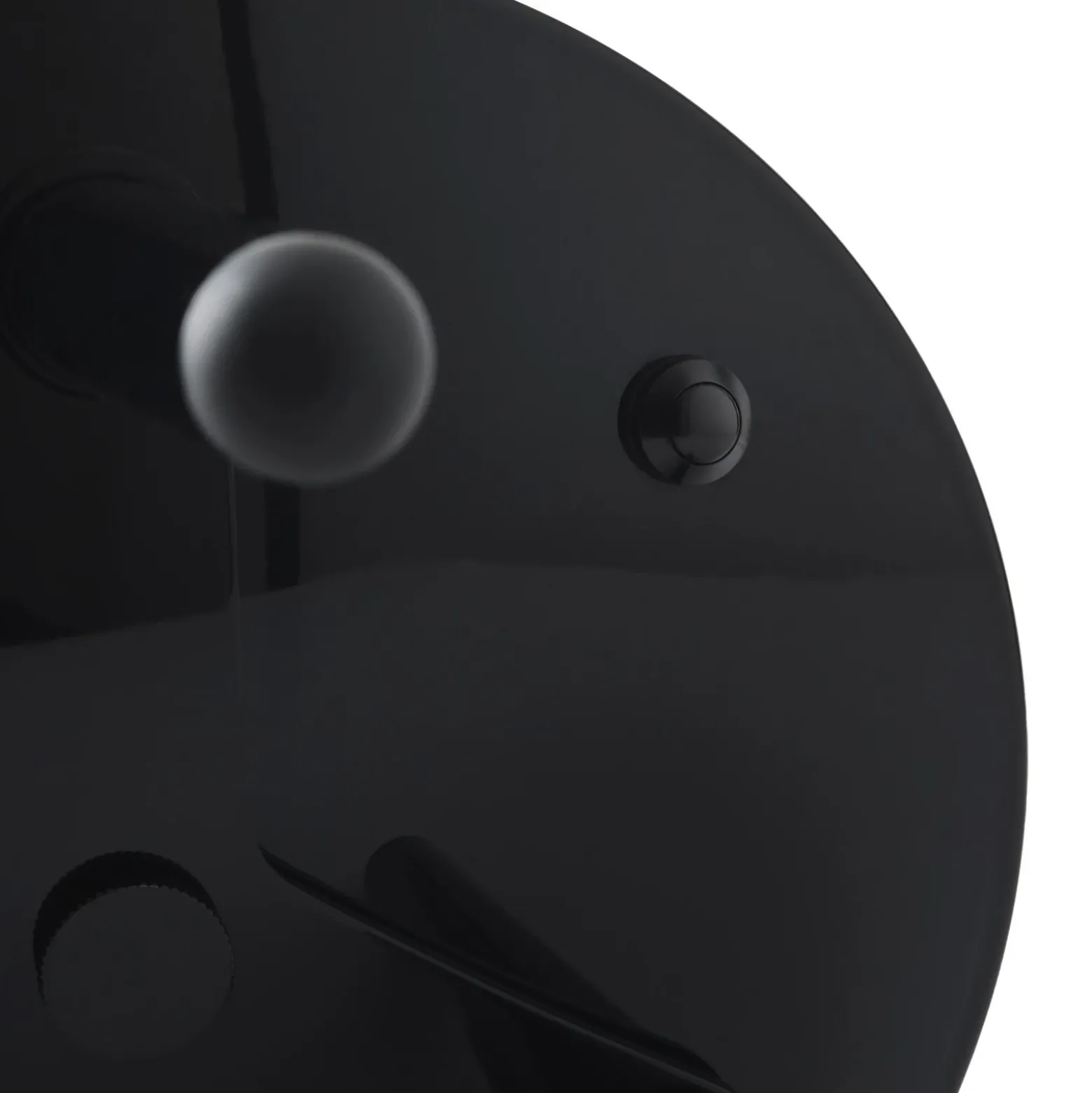 Lámpara LED recargable para terraza Melt grande de Tom Dixon, color plateado