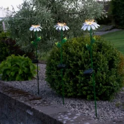 Lámpara LED solar Daisy en forma de margarita