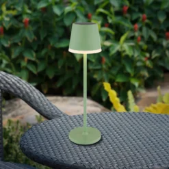 Lámpara LED solar de metal, verde claro, altura 41 cm, IP44