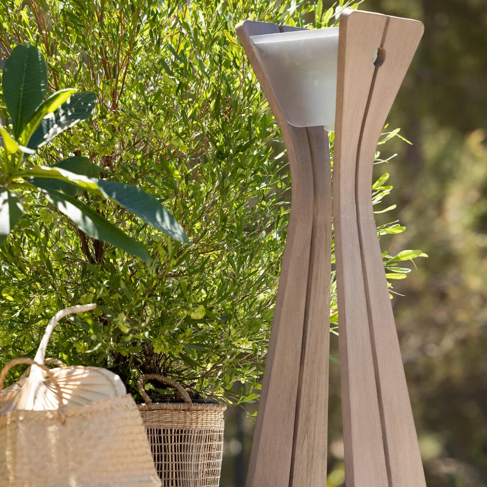 Lámpara LED solar Osmoz de Duratek, gris