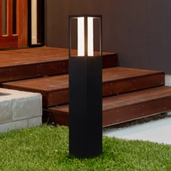 Lámpara sobremuro Avenue, negra, altura 45 cm, metal