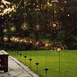 Lámpara solar LED colgante Firework