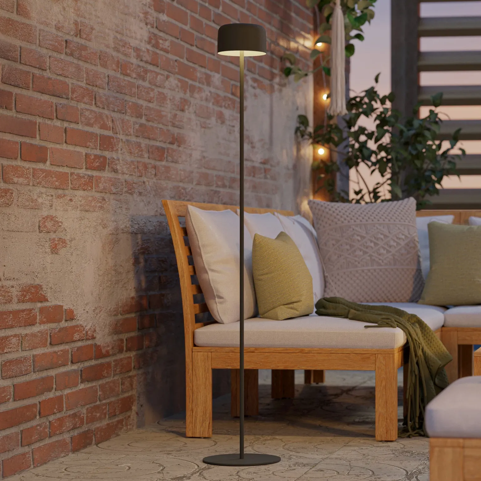 Lámpara solar LED para terraza Roccanova-L, verde, altura 120 cm