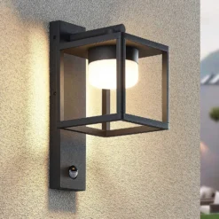Lucande aplique para exterior Timio, downlight, sensor, GX53, IP44
