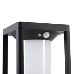 Lucande, baliza solar LED Nilea, 50 cm, negra, sensor