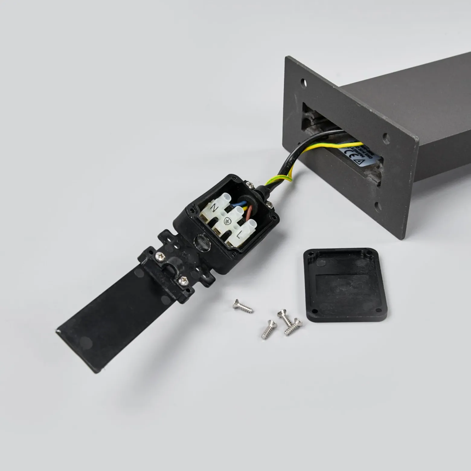 Lucande, bolardo luminoso LED Juvia, 60 cm, detector de movimiento, IP54