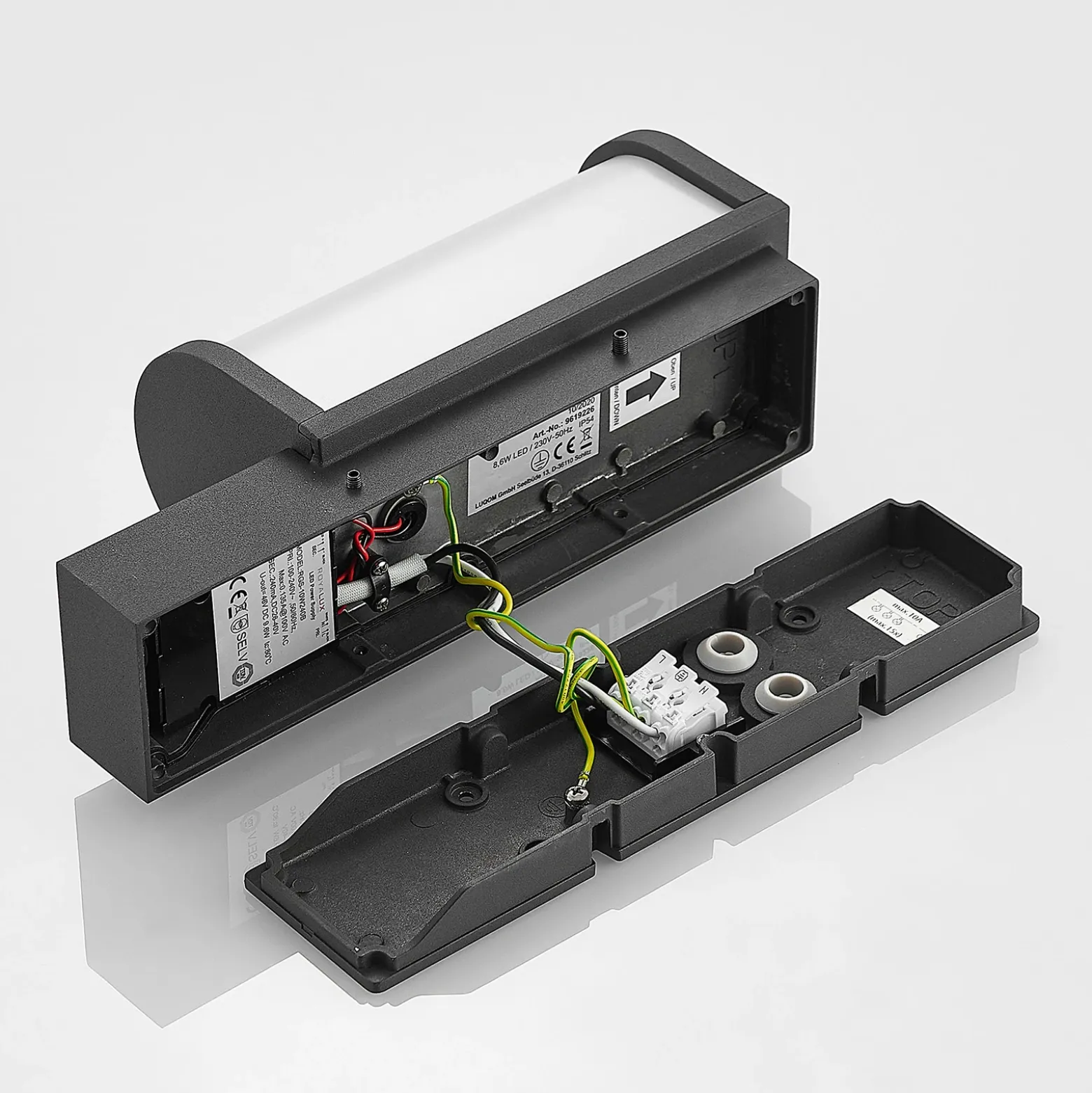 Lucande Jokum aplique LED de exterior, IP54 sensor
