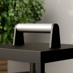 Lucande LED lámpara de mesa recargable Cube, aluminio, IP54, atenuable