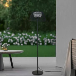 Lucande LED lámpara de pie exterior Heribio, negro, hierro, 153 cm