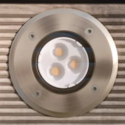 Lucande Lámpara de suelo LED empotrable Ava, Ø 12 cm, redonda, IP67