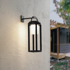 Lucande Lámpara LED solar 2 en 1 Tilena, negra, redonda, aluminio
