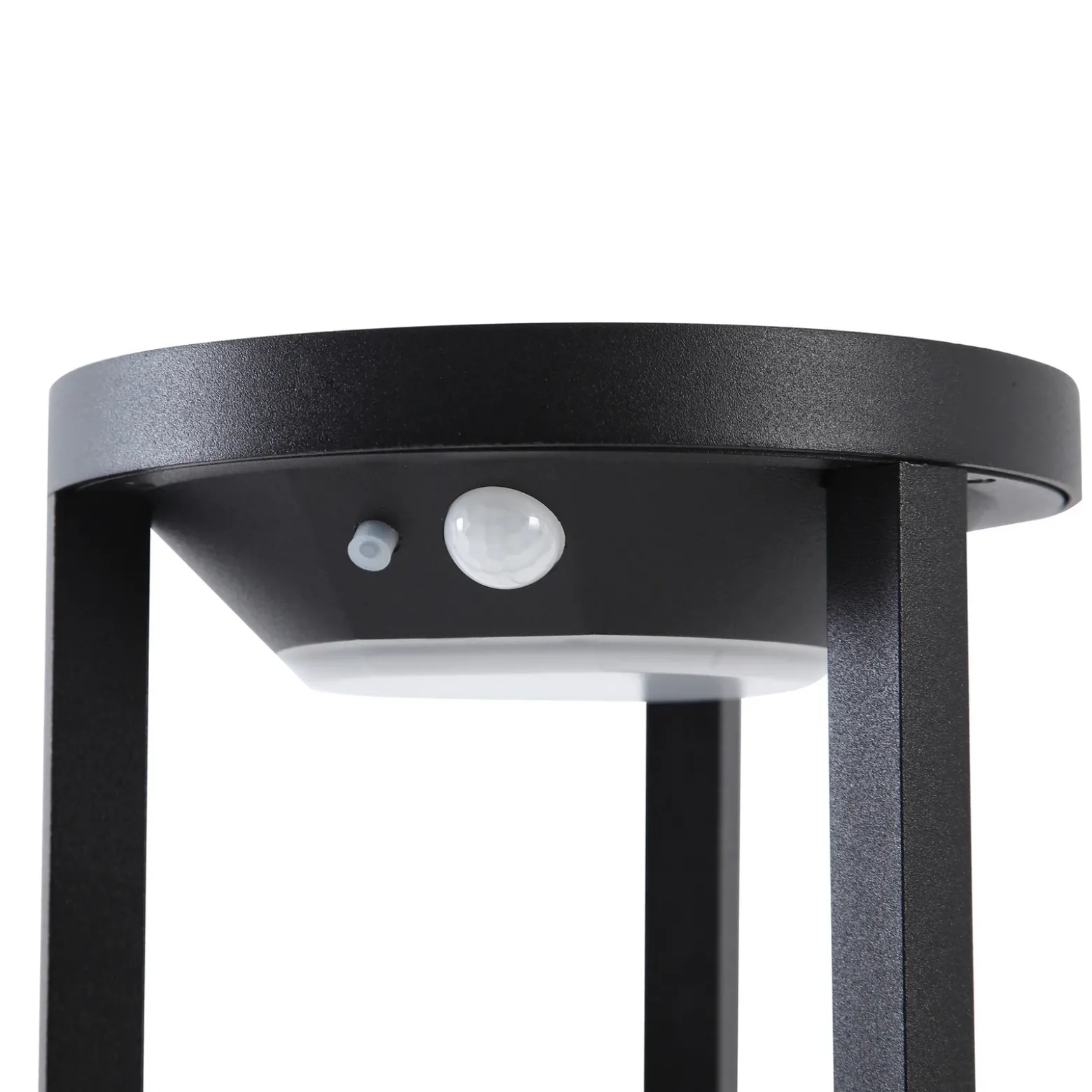 Lucande, lámpara solar LED para caminos Nilea, Ø 16 cm, negra, sensor