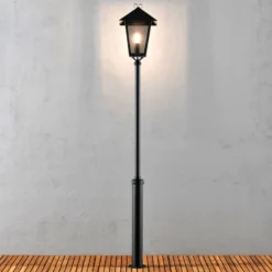 Moderna farola BENU