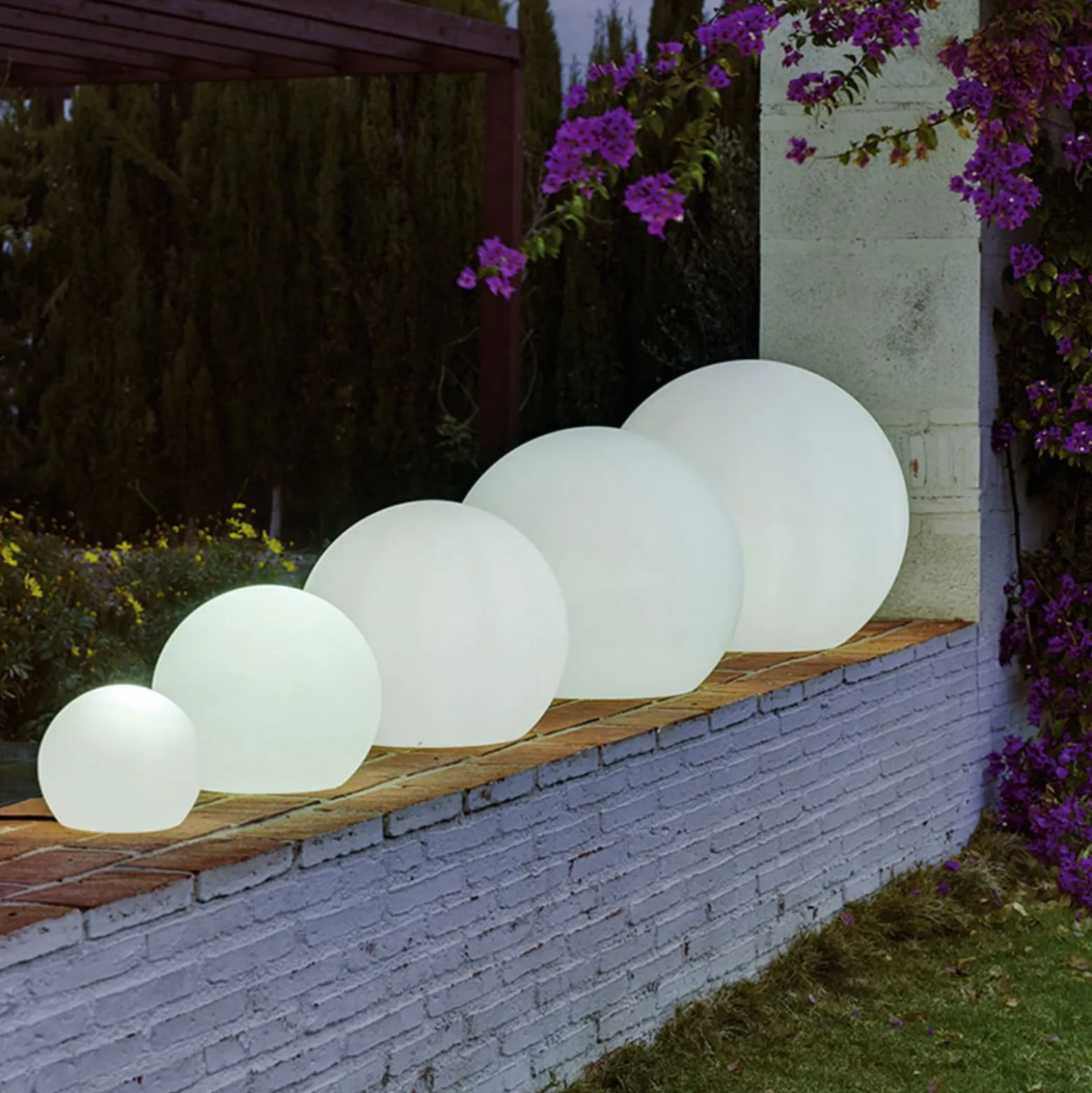 Newgarden Buly Lámpara LED solar globo IP65, Ø 40cm