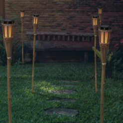 Newgarden Hiama Linterna solar LED de bambú para jardín