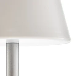 Newgarden Lola Slim lámpara mesa LED batería, gris