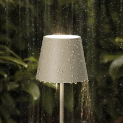 Nuindie mini lámpara de mesa LED recargable, USB-C, beige, IP54, atenuable