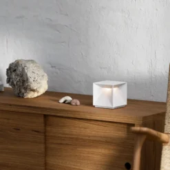 Nutalis lámpara de mesa LED recargable, blanco nieve, IP54, atenuable