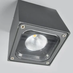 Plafón LED Lucande Tanea, 10 x 10 cm, gris oscuro, IP54