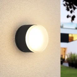 Plafón LED para exterior Lindby Mathea, cilíndrico