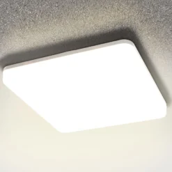 Plafón LED Pronto, angular, 33 x 33 cm