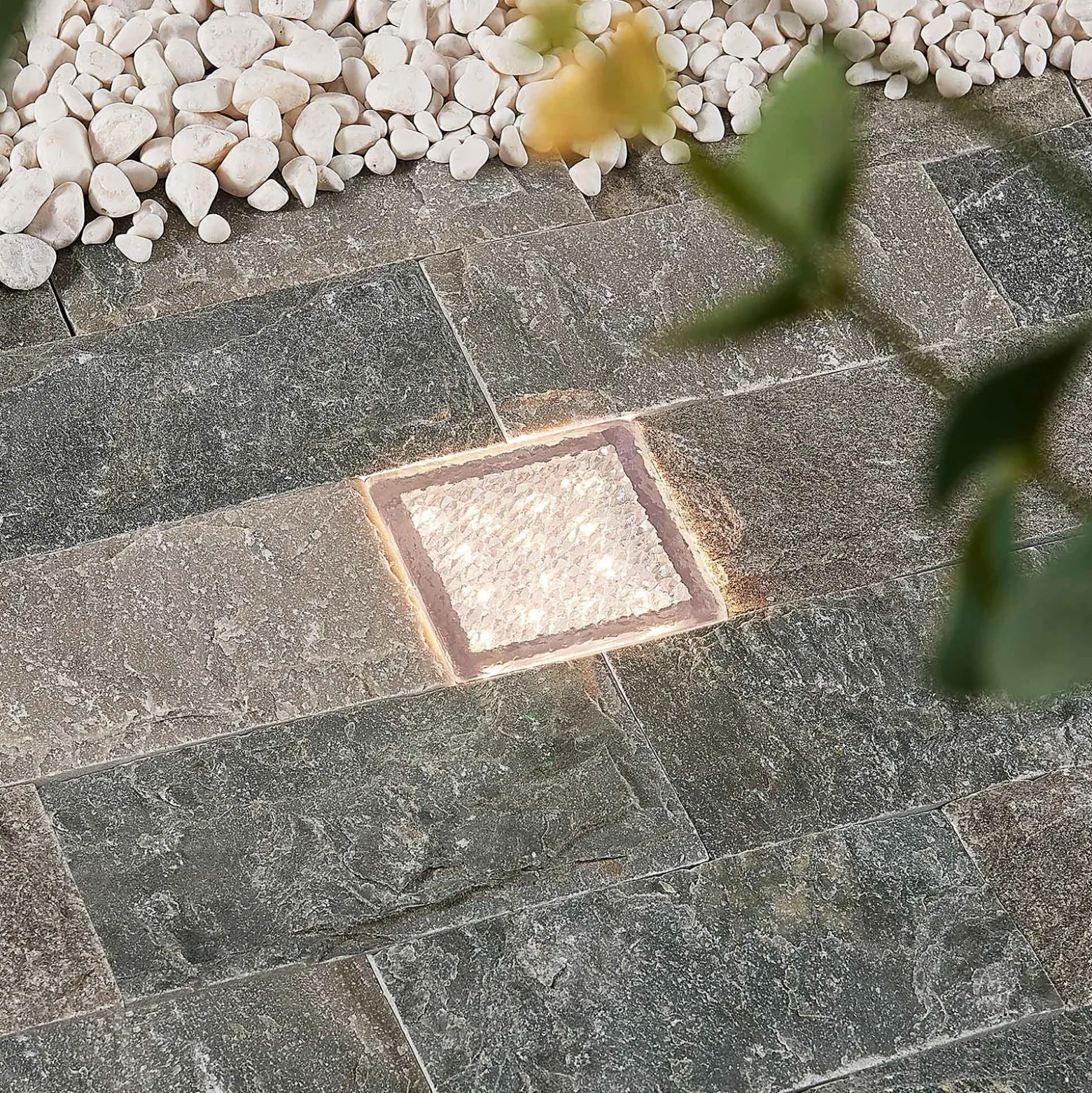 Prios Lámpara de suelo LED empotrable Ewgenie, 10 cm, transparente