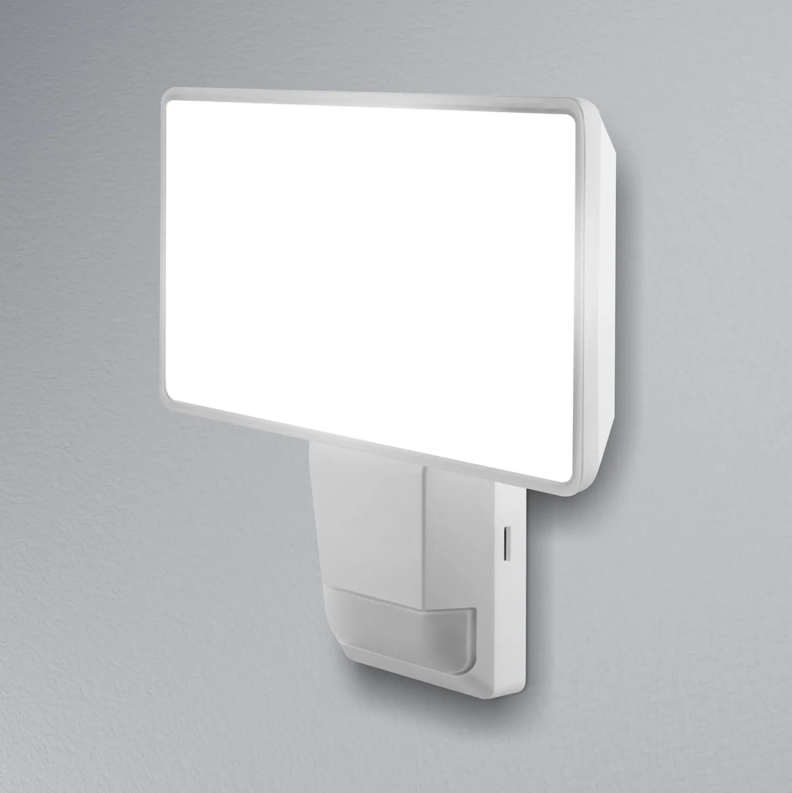 Proyector LED con sensor para foco exterior ENDURA PRO FLOOD de OSRAM, blanco,