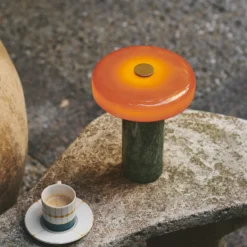 Trip LED lámpara de mesa recargable, verde / naranja, mármol, vidrio, IP44